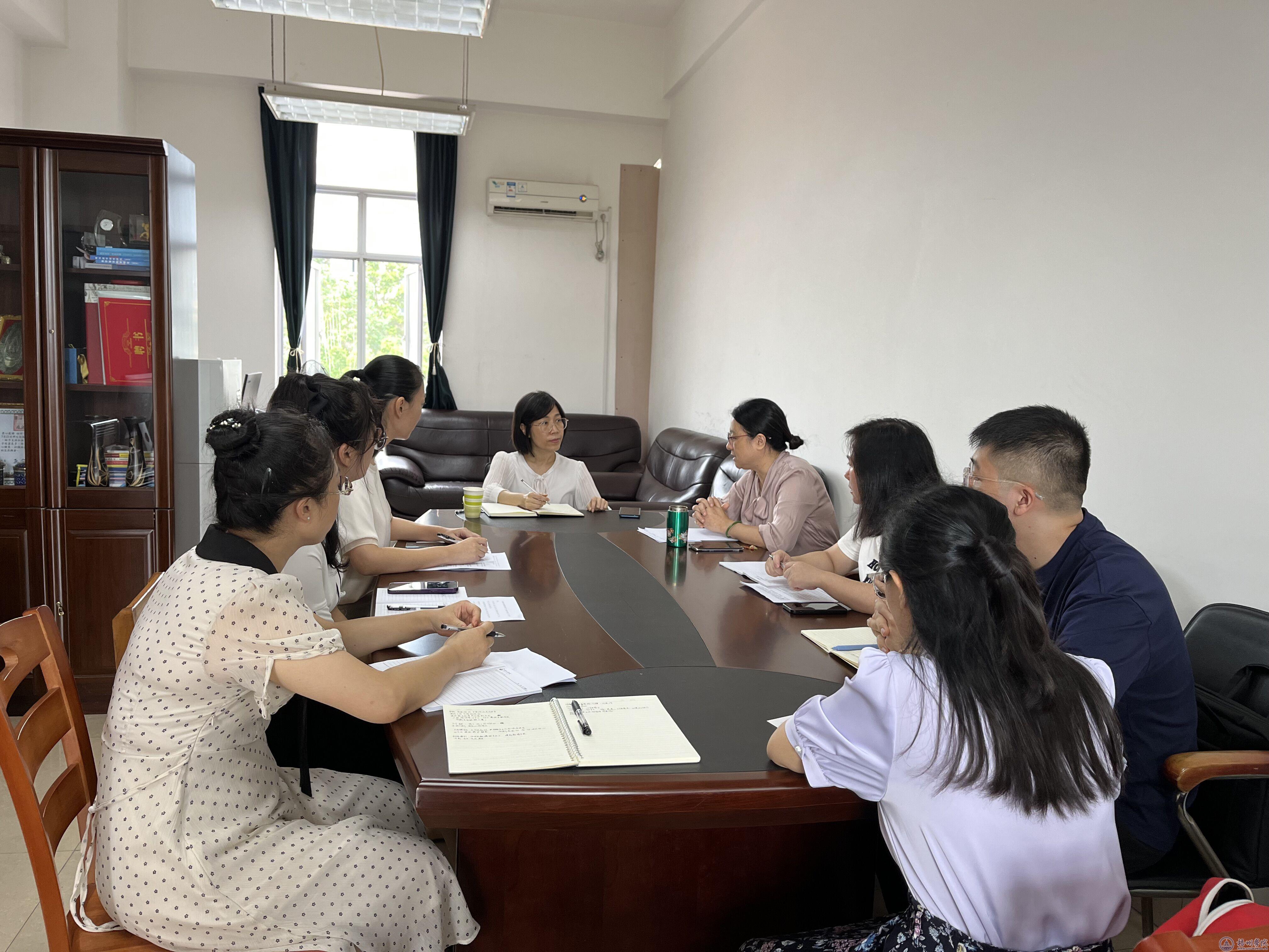 Ī��У���������������Ժ��ְ����̸